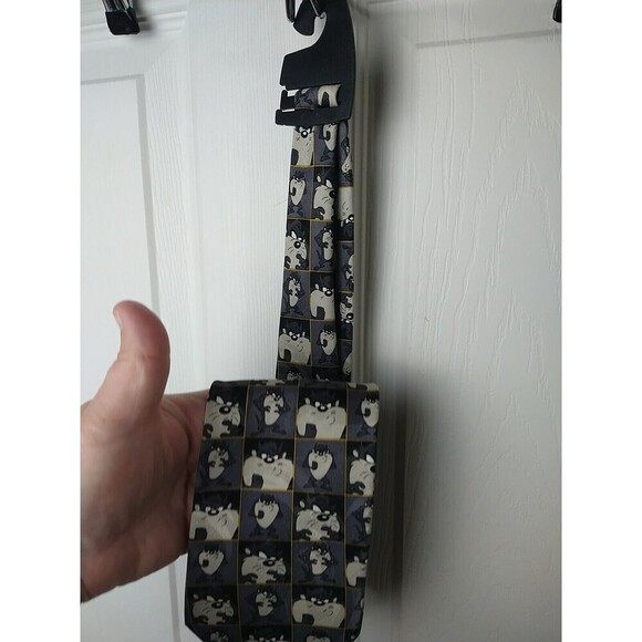 looney tunes tasmanian devil Grey Yellow Lined Tie 60" - Picture 3 of 8